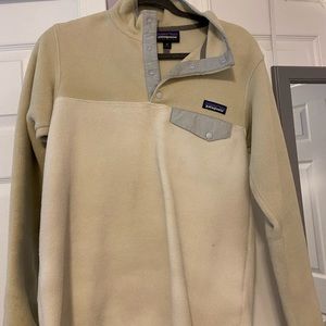 Patagonia sweatshirt